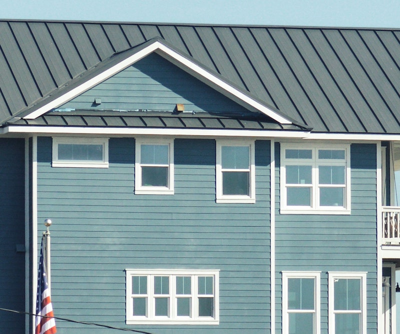 metal roof replacement in Redmond, WA